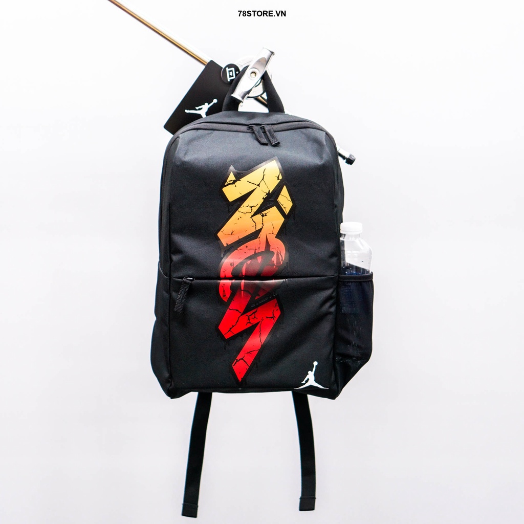 ( Authentic 100% ) Balo Sneaker J.o.r.d.a.n Zion Essentials A585A023 Ngăn Laptop 13 Inch Logo In Nổi