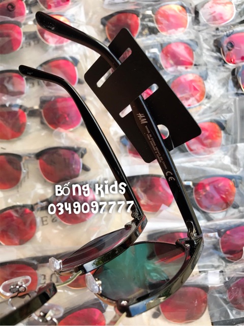 Kính Tráng Gương Nam Mắt Ánh Đỏ