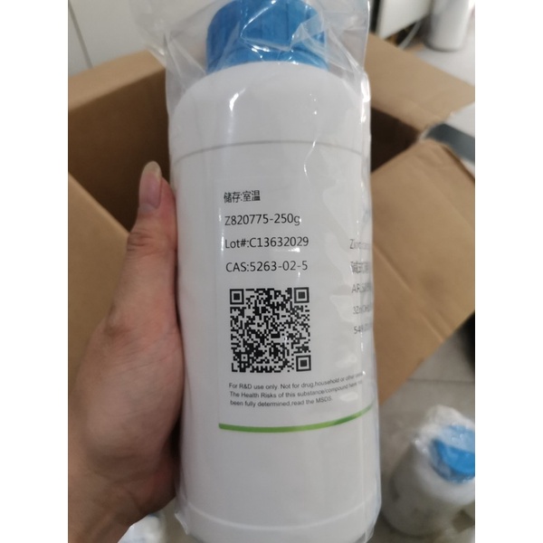 Hóa chất Zinc carbonate basic 3Zn(OH)2.2ZnCO3 CAS 5263-02-5 lọ 250g ZnCO3