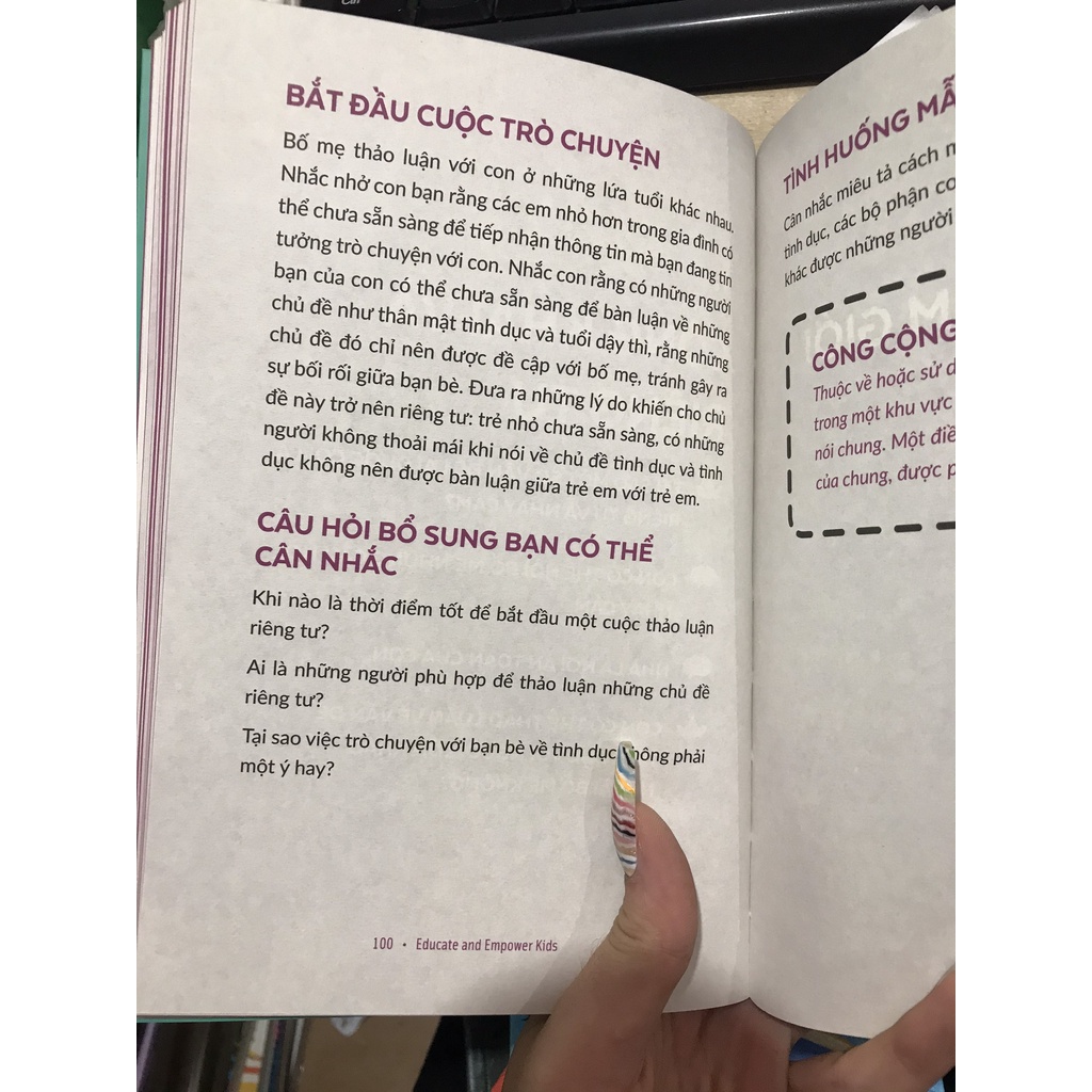 Sách - Nói với con về giới tính ( Nhã Nam )