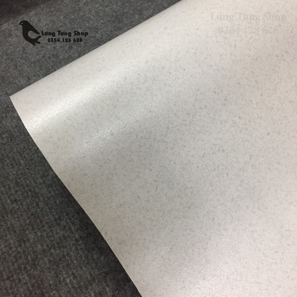 Thảm nhựa simili trải sàn màu trắng nhám