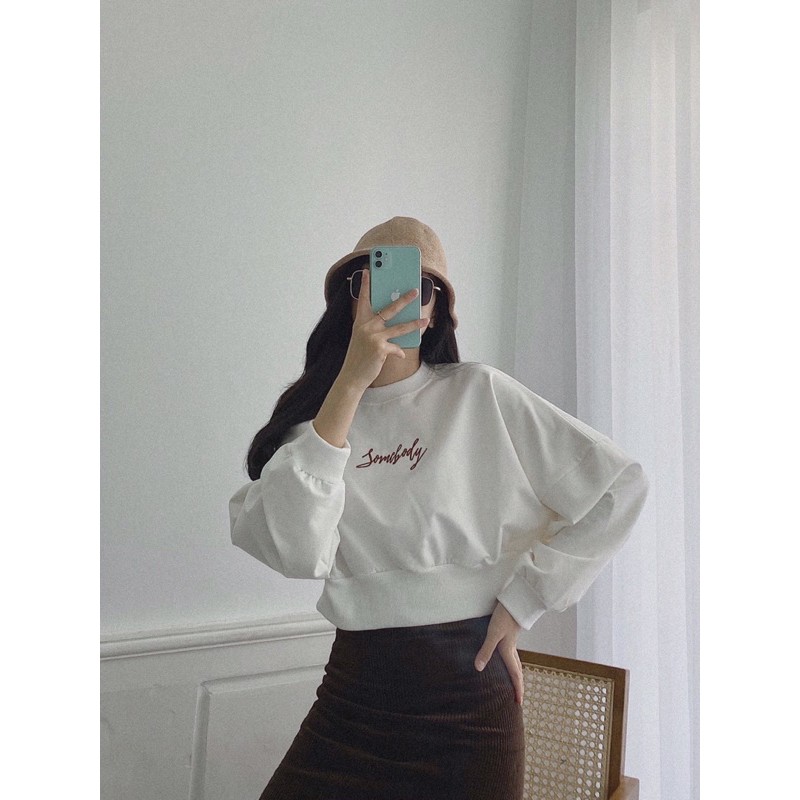 Áo croptop somebody