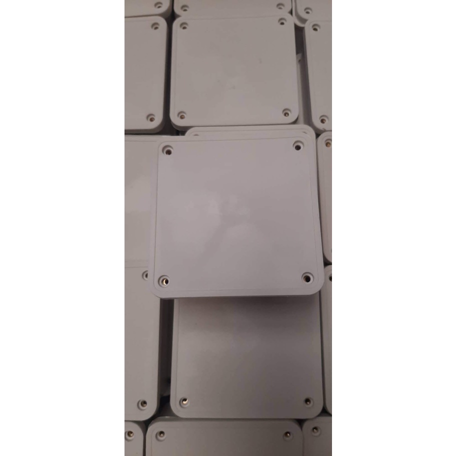 Hộp box camera kích thước 11x11x5