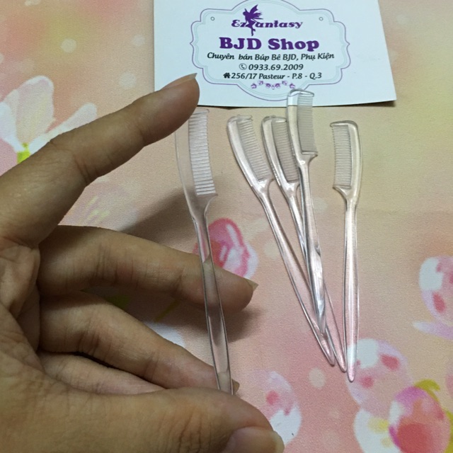 Lược chải tóc búp bê