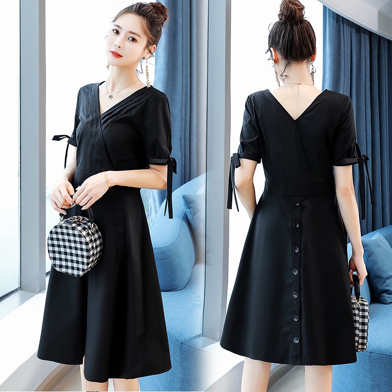  Đầm dáng xòe ly cổ cho người béo mập