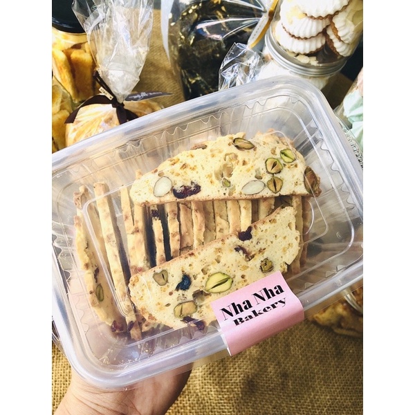 Bánh hạt Biscotti