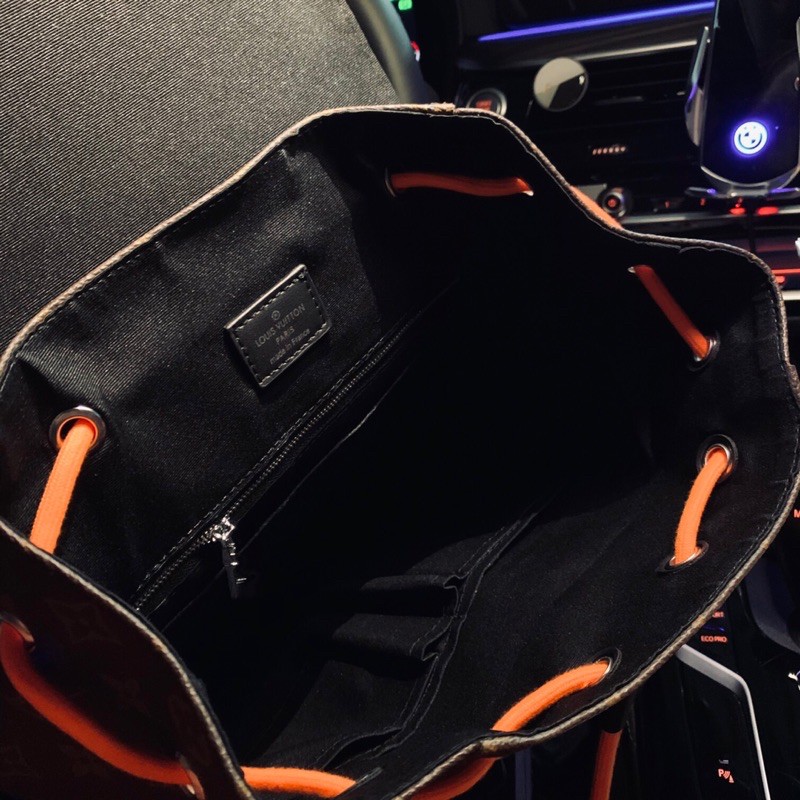 Balo thời trang đeo vai da cao cấp thêu hoạ tiết dáng to khoá dây rút louis vuitton LV