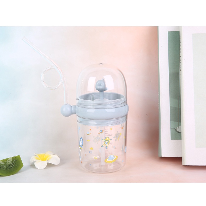 Bình nước có vòi hình cá heo con dễ thương kèm ống hút và dây đeo dành cho các bé học sinh