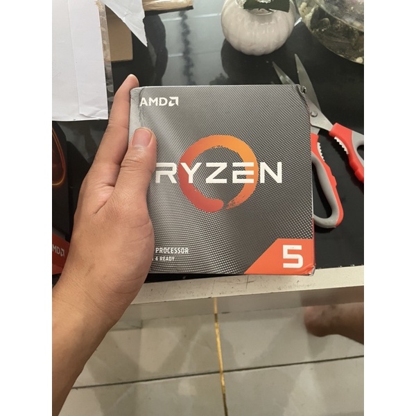 CPU AMD Ryzen 5 3600 xách tay (3.6GHz turbo up to 4.2GHz, 6 nhân 12 luồng, 35MB Cache, 65W) - Socket AMD AM4