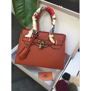 Túi xách HM  tặng kèm khăn cực chất (cam bò)