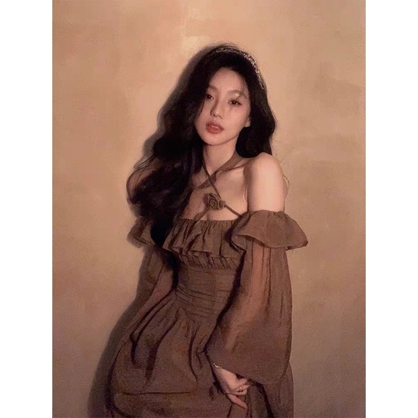 Váy nàng thơ bẹt vai dây lụa