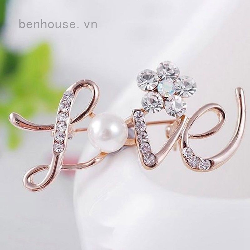 Ghim cài áo hình chữ cái LOVE đính đá nhân tạo thời trang