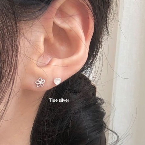 Khuyên tai bạc nữ TLEE hoa baby năm cánh nhỏ mini xinh xắn TleeJewelry B0330