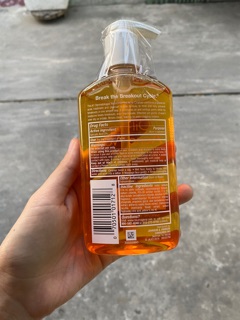 Sữa rửa mặt Neutrogena