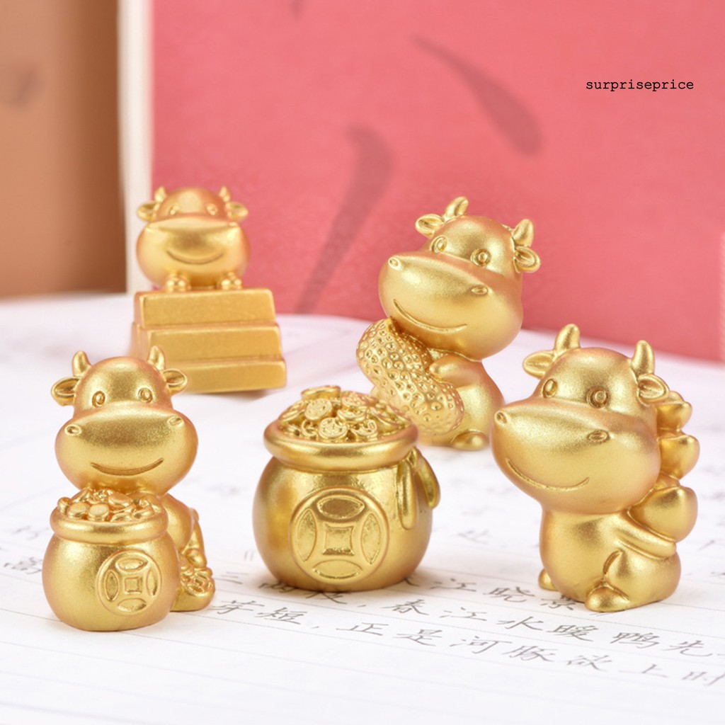 Mô hình tượng trâu nhỏ xinh trang trí năm mới tiện dụng