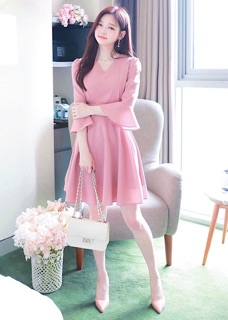 Đầm xoè hồng tay loa thắt nơ, váy dạo phố dịu dàng (kèm hình thật)