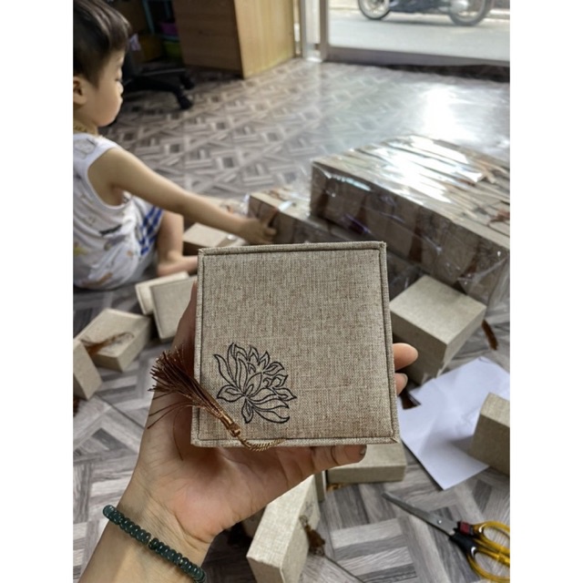 Hộp gấm  cao cấp đựng vòng