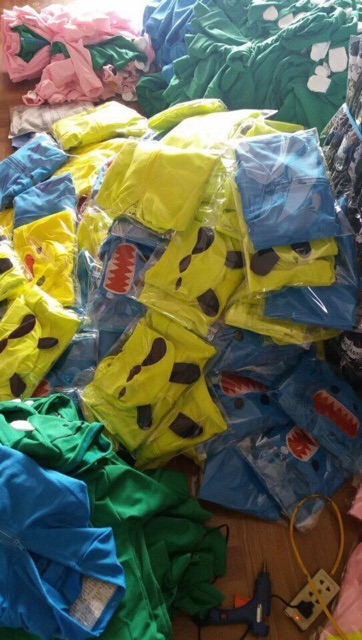 Áo khoác hình thú