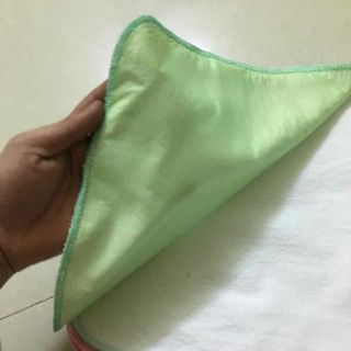 Tấm lót chống thấm  Đô rê mon cho bé