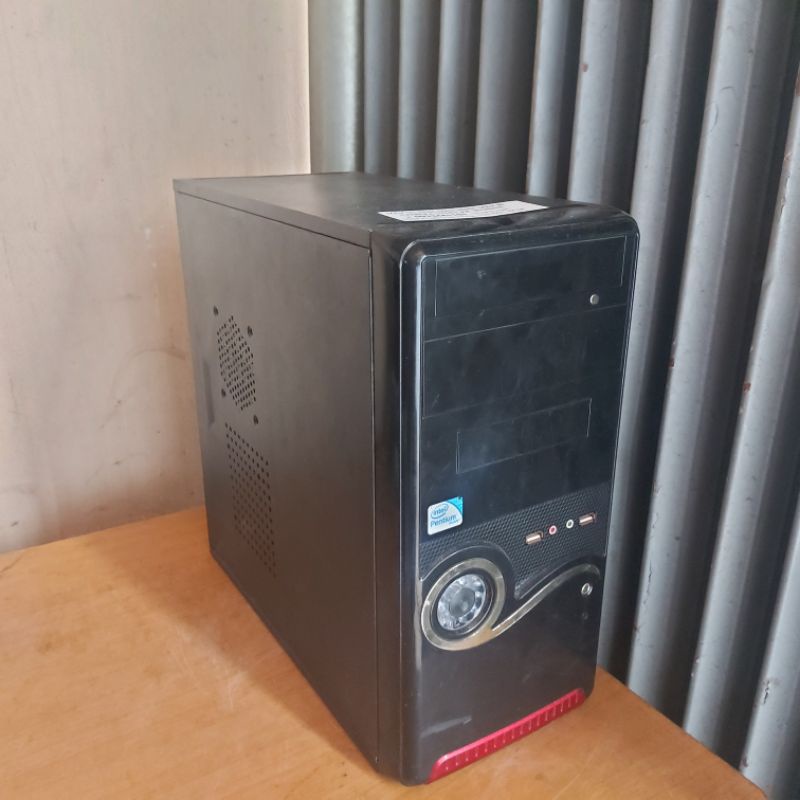 Thùng pc cũ giá rẻ mẫu ngẫu nhiên