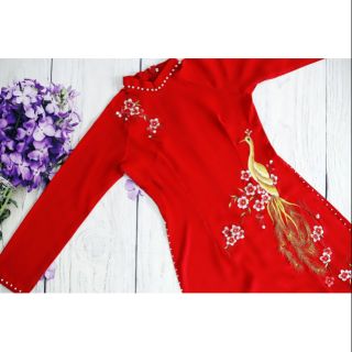  Áo dài lụa đỏ 4tà