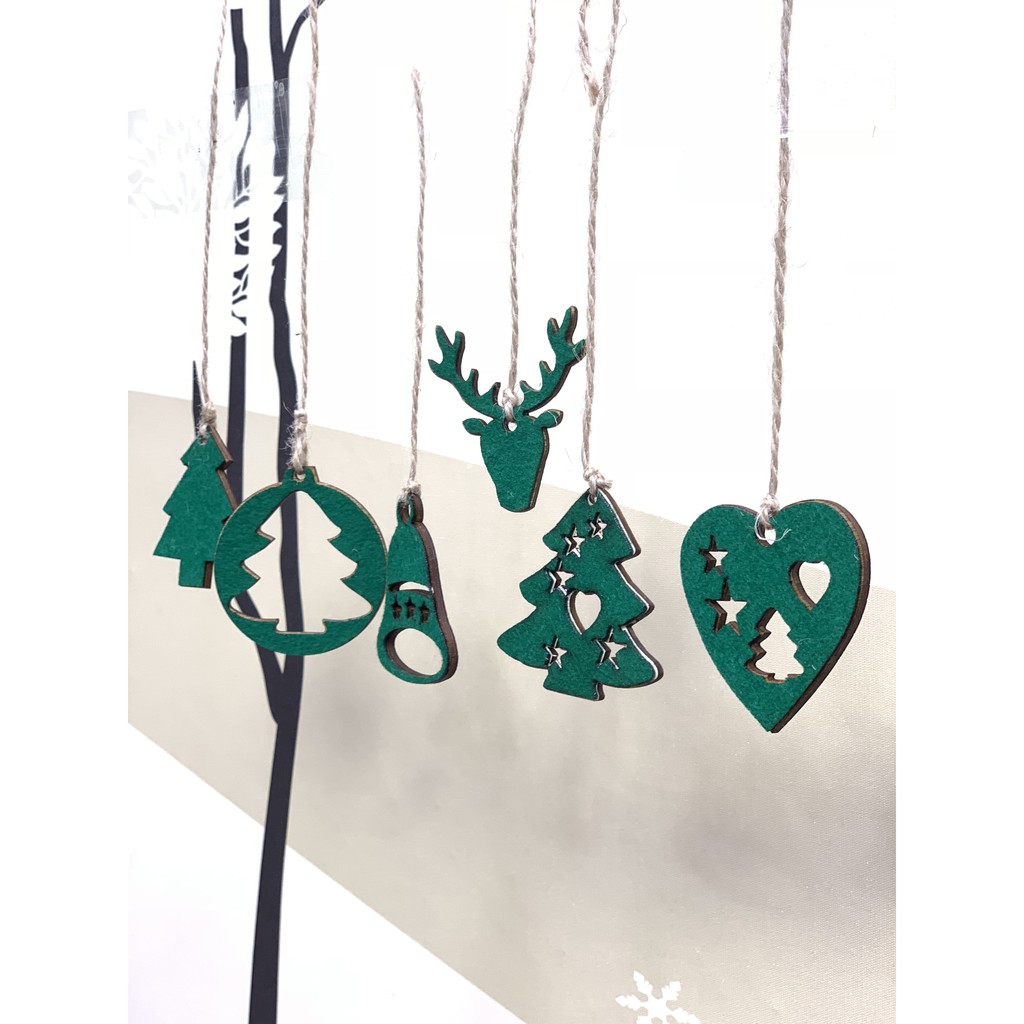 Phụ kiện treo trang trí bằng gỗ thiết kế cây thông Noel cho dịp Giáng sinh