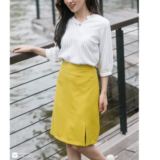 Chân váy chữ A màu vàng dài 50cm xẻ trước