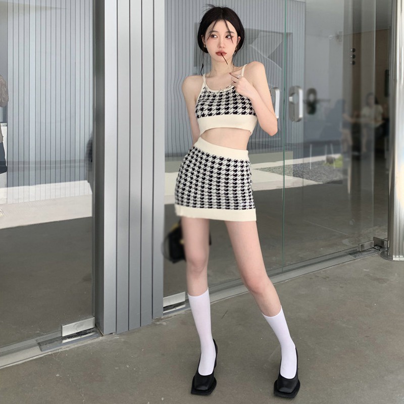 Bộ Áo Croptop Dệt Kim Hai Dây + Chân Váy Eo Cao Co Giãn Phong Cách Retro Hàn Quốc Quyến Rũ Dành Cho Nữ