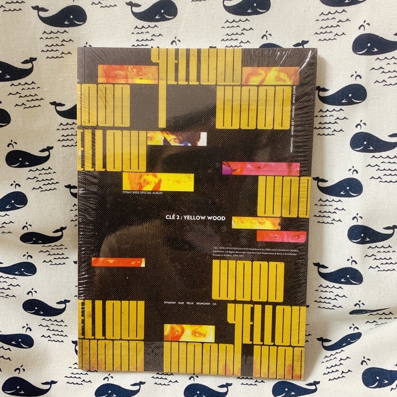 ALBUM YELLOW WOOD - NHÓM NHẠC STRAY KIDS