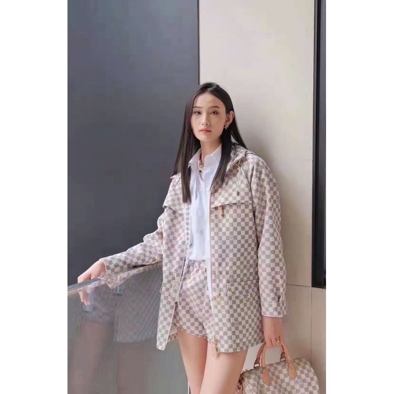 Set áo khoác có mũ kết hợp quần shorts thời trang cao cấp LV Louis Vuitton