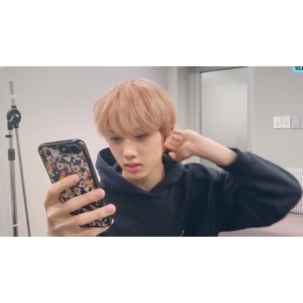 CHÍNH HÃNG ỐP ĐIỆN THOẠI MICKEY CASETIFY JISUNG NCT