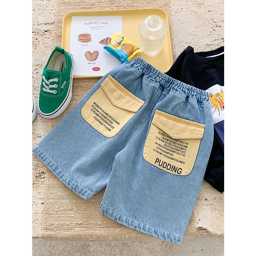 Quần short jean ngắn Magickids cho bé trai 2 3 4 5 6 7 8 tuổi form rộng Hàn Quốc phối túi in chữ Quần bò trẻ em QĐ22015
