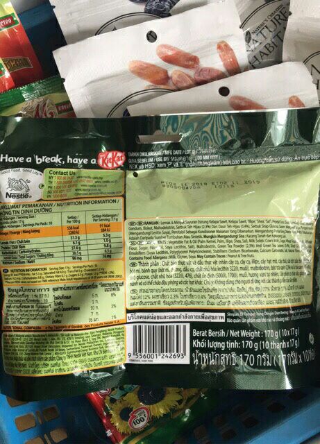 Kitkat socola vị trà xanh gói 8thanh x17g date 1/2024