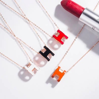 Niche Design H Chữ Mặt Dây Chuyền Vòng Cổ Ngắn Nữ Mạ Thép Titan 18K Hoa Hồng Vàng Xương Đòn Dây Chuyền Men H Vòng Cổ / Chuỗi Xương Đòn Chống Thấm Nước Không Dị Ứng Không Phai Màu Quà Tặng Bạn Gái Quà Tặng Sinh Nhật