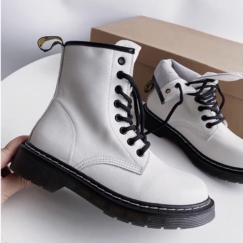 Giày Boot Cao Cổ Style Ulzzang EA7 Siêu Hottrend - bốt cổ cao da bóng gót vuông Cao Cấp