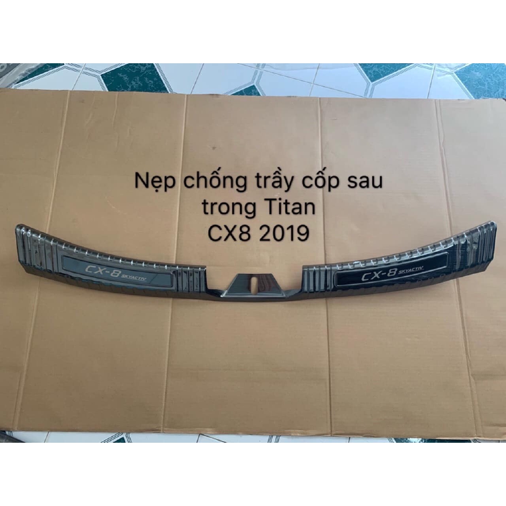 Chống trầy cốp miếng trong Mazda CX8