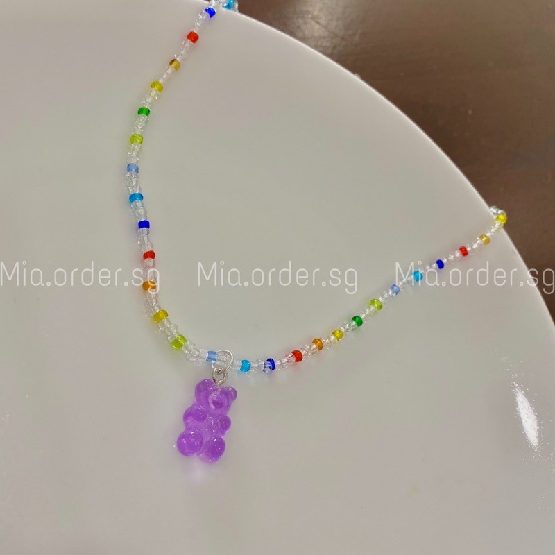 Dây chuyền, vòng tay HANDMADE hạt cườm nhựa trong suốt đủ màu có charm gấu kẹo dẻo GUMMY BEARS, mia.order