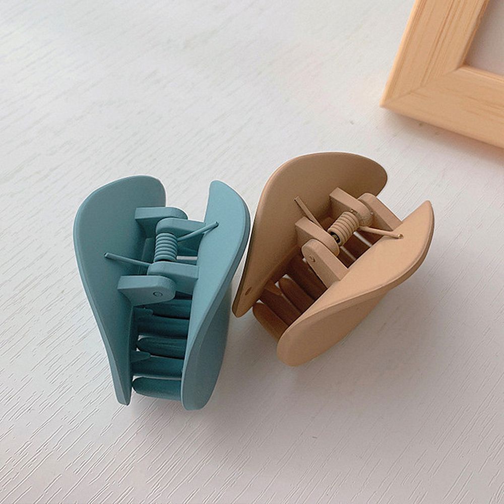 Kẹp tóc hình tam giác nhiều màu sắc phong cách Hàn Quốc cho nữ