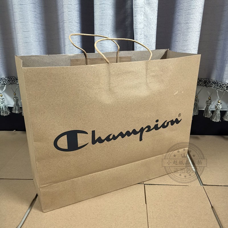 Túi Giấy Mua Sắm Cỡ Lớn In Chữ Champion Cá Tính