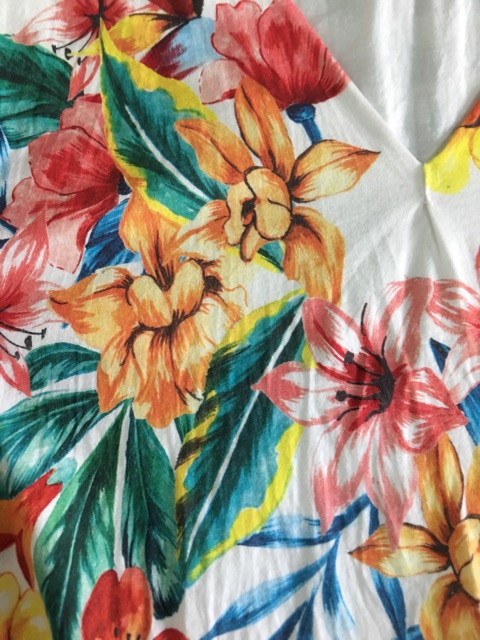 Pass áo Bershka auth size S