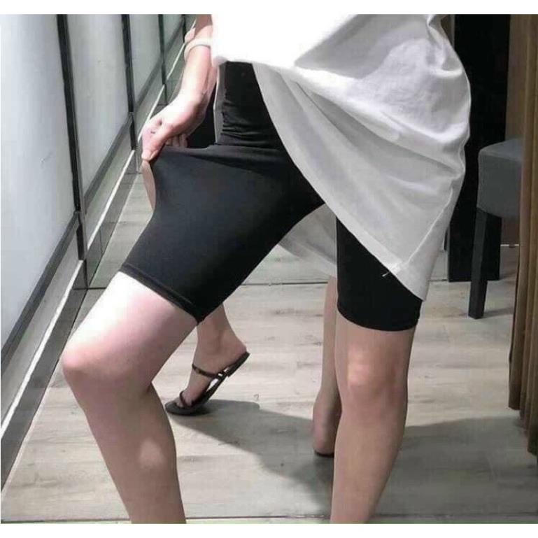 : Áo Thun Phom Rộng / Quần Ngố Thun Ôm Legging  BAOTIN FASHION