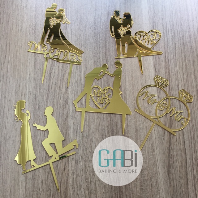 Topper mica cắm bánh chủ đề cưới