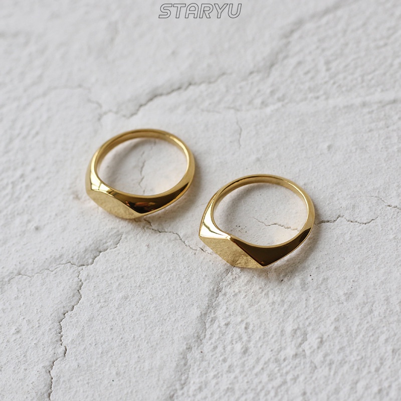 Nhẫn Titan Mạ Vàng 18k Hình Thoi Màu Sắc
