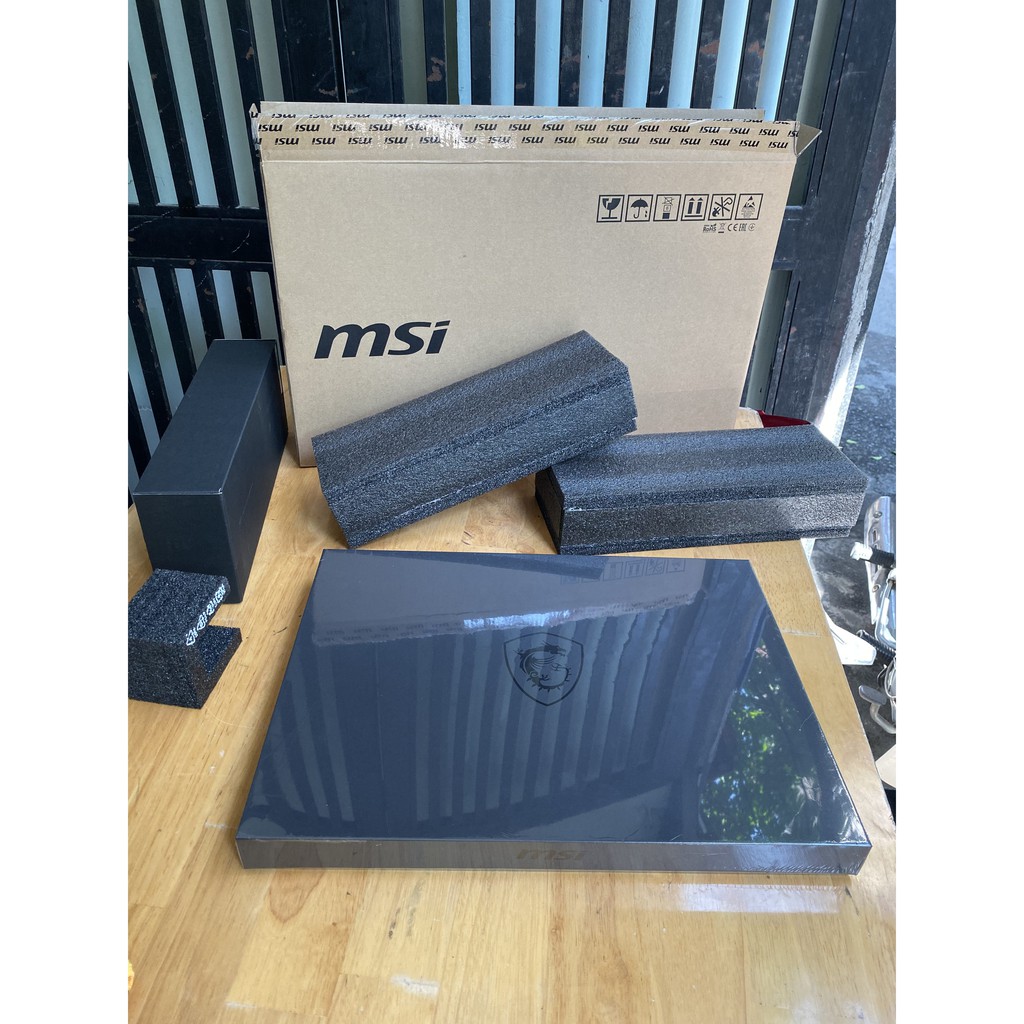 Laptop MSI GS66 Stealth 10SE, i7 – 10875H, 16G, 512G, RTX2060, new seal | WebRaoVat - webraovat.net.vn