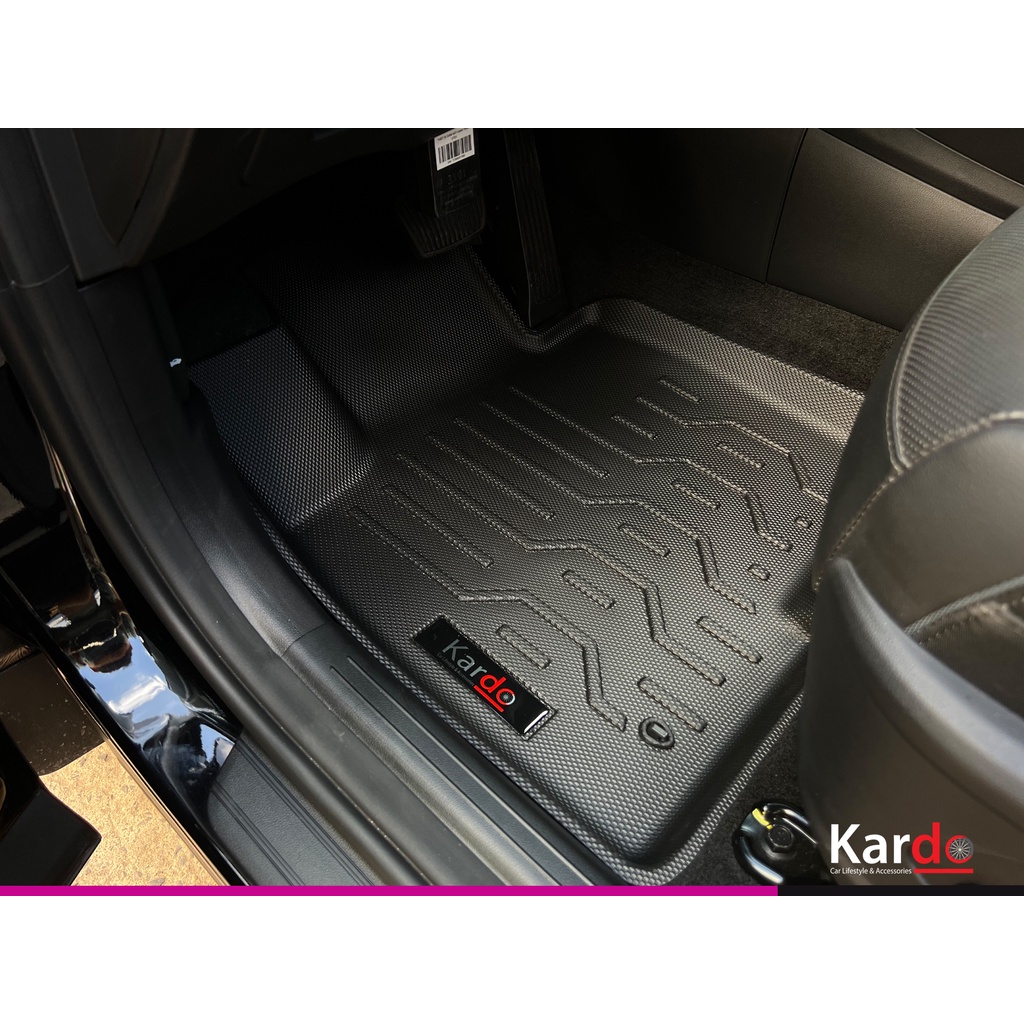 Thảm lót sàn KIA CARNIVAL bằng khuôn đúc hãng Kardo hoặc 3D MAXpider KAGU, Chất liệu TPV,XPE an toàn không độc hại