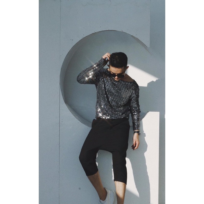 Áo thun kim sa cổ thuyền sang trọng | BigBuy360 - bigbuy360.vn