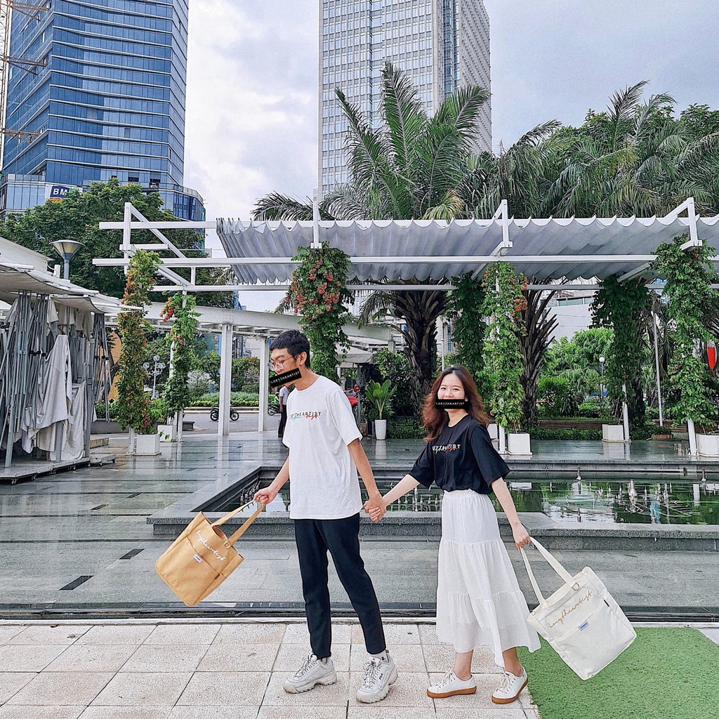 Túi canvas LOEY THE ARTIST 2020 (tặng kèm ví canvas mini - pouch cùng màu và một set 4 scrunchies)