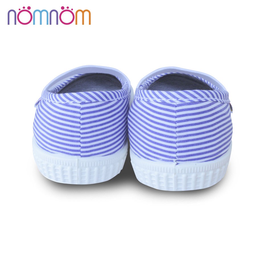 Giày slipon bé gái nomnom EPG1931 kẻ trắng xanh