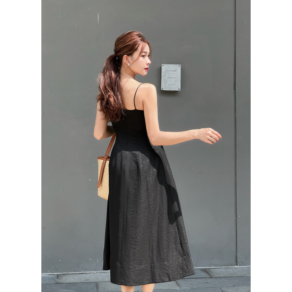 Đầm 2 dây ly ngực kem/ đen Joven