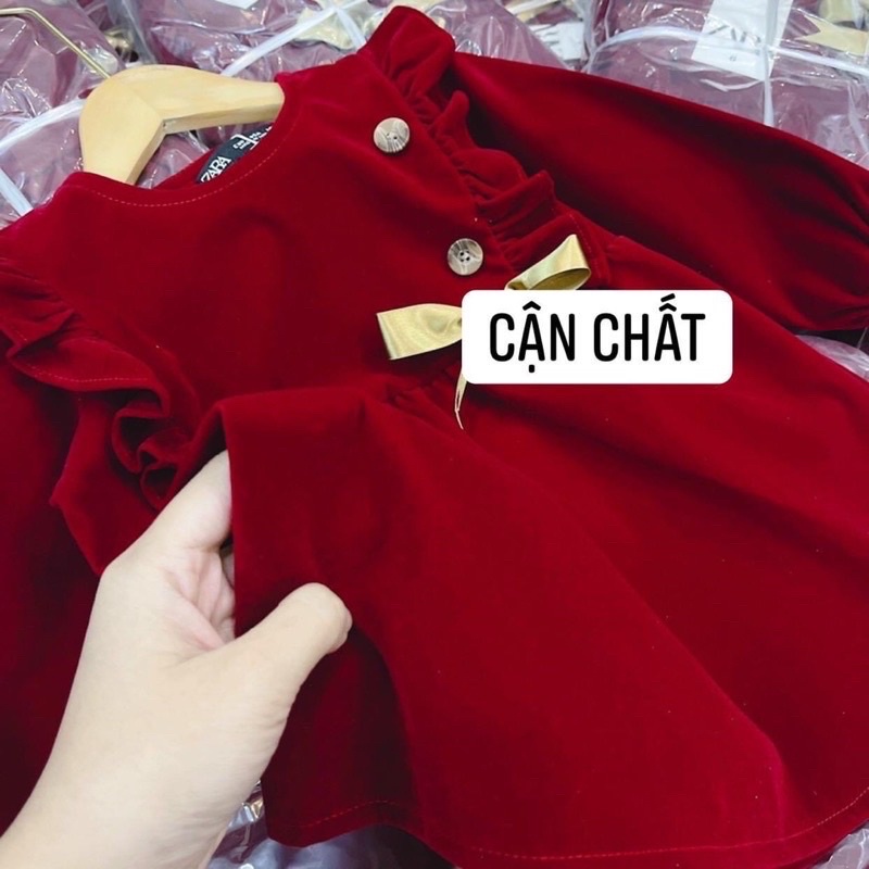 Váy Nhung Đỏ Cánh Tiên Bé Gái Diện Noel Tết